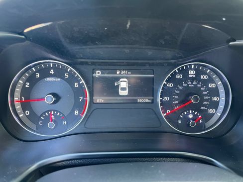 Used 2024 Kia Forte LXS FWD image 38