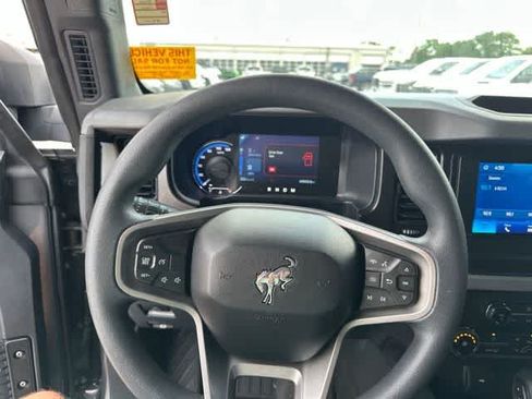 Used 2022 Ford Bronco 4-Door AWD/4WD image 13