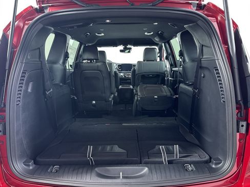 New 2026 Chrysler Pacifica Select AWD/4WD image 11
