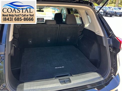 Used 2024 Nissan Rogue S FWD image 18