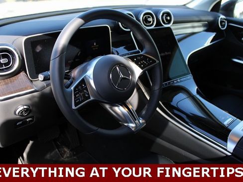 New 2025 Mercedes-Benz GLC 350e 4MATIC image 13