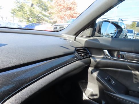 Used 2022 Honda Accord Sport image 22