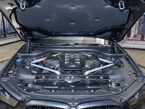 Certified 2024 BMW X5 M60i image 5