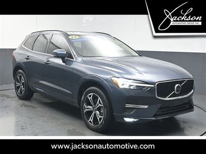 Used 2022 Volvo XC60 B5 Momentum w/ Climate Package