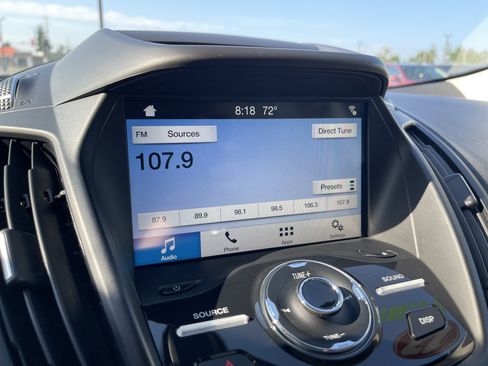 Used 2017 Ford Escape Titanium FWD image 17