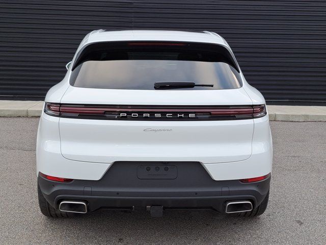 Used 2026 Porsche Cayenne AWD/4WD image 6