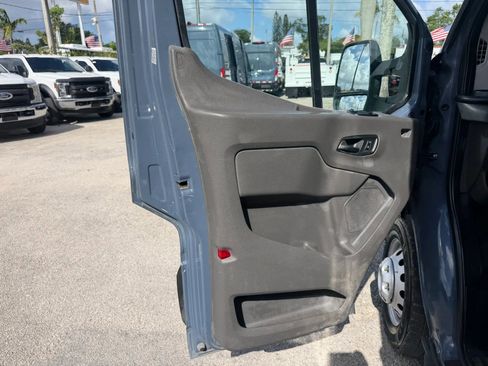 Used 2021 Ford Transit 350 178 DRW RWD image 11