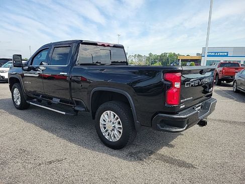Used 2021 Chevrolet Silverado 2500 High Country w/ Z71 Off-Road Package AWD/4WD image 5