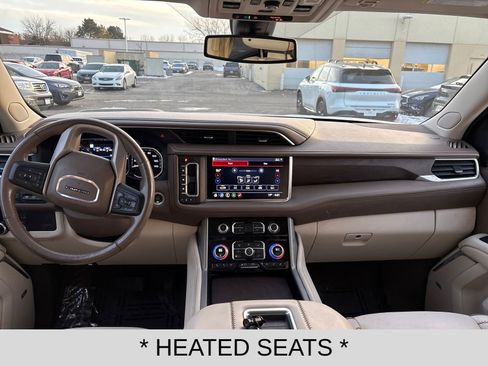 Used 2021 GMC Yukon XL Denali image 12