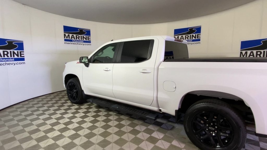Used 2023 Chevrolet Silverado 1500 RST w/ Z71 Off-Road Package AWD/4WD image 8