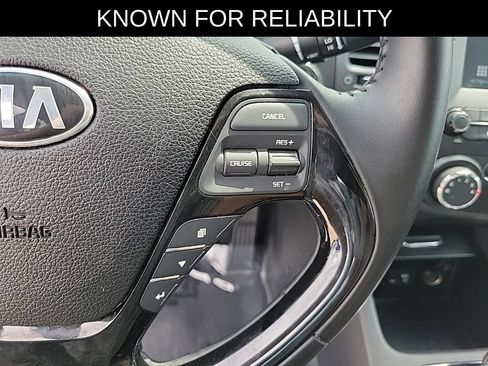 Used 2017 Kia Forte S w/ S Technology Package FWD image 21