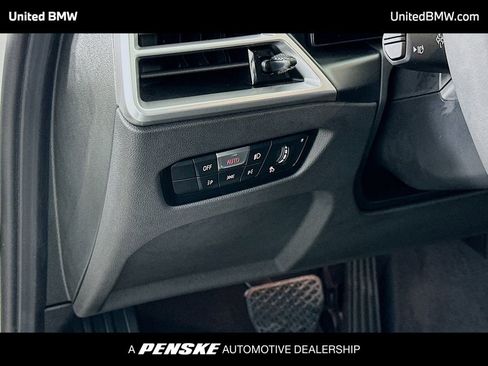 Used 2025 BMW 330i Sedan w/ Convenience Package RWD image 10