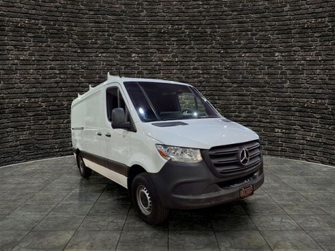 Used 2019 Mercedes-Benz Sprinter 2500 image 1