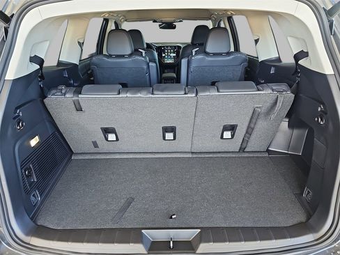 New 2026 Subaru Ascent Limited image 13