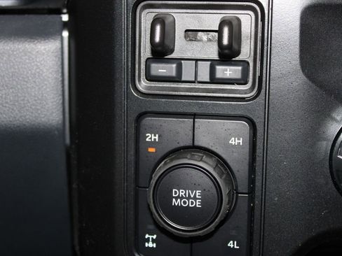 New 2026 Ford F250 Lariat w/ Black Appearance Package image 58