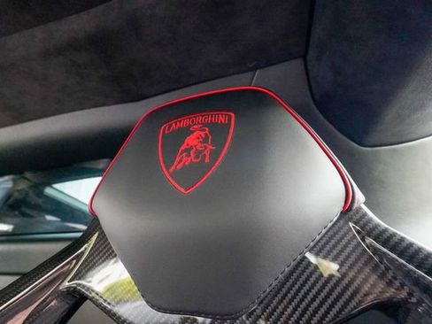 Used 2022 Lamborghini Huracan EVO image 58