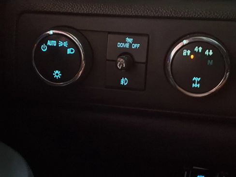 Used 2012 Chevrolet Silverado 2500 LTZ w/ Suspension Package, Off-Road AWD/4WD image 25