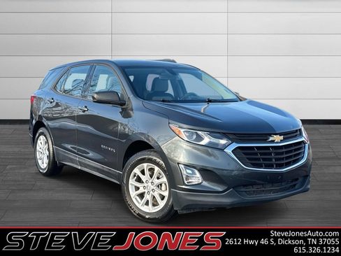 Used 2018 Chevrolet Equinox LS image 1