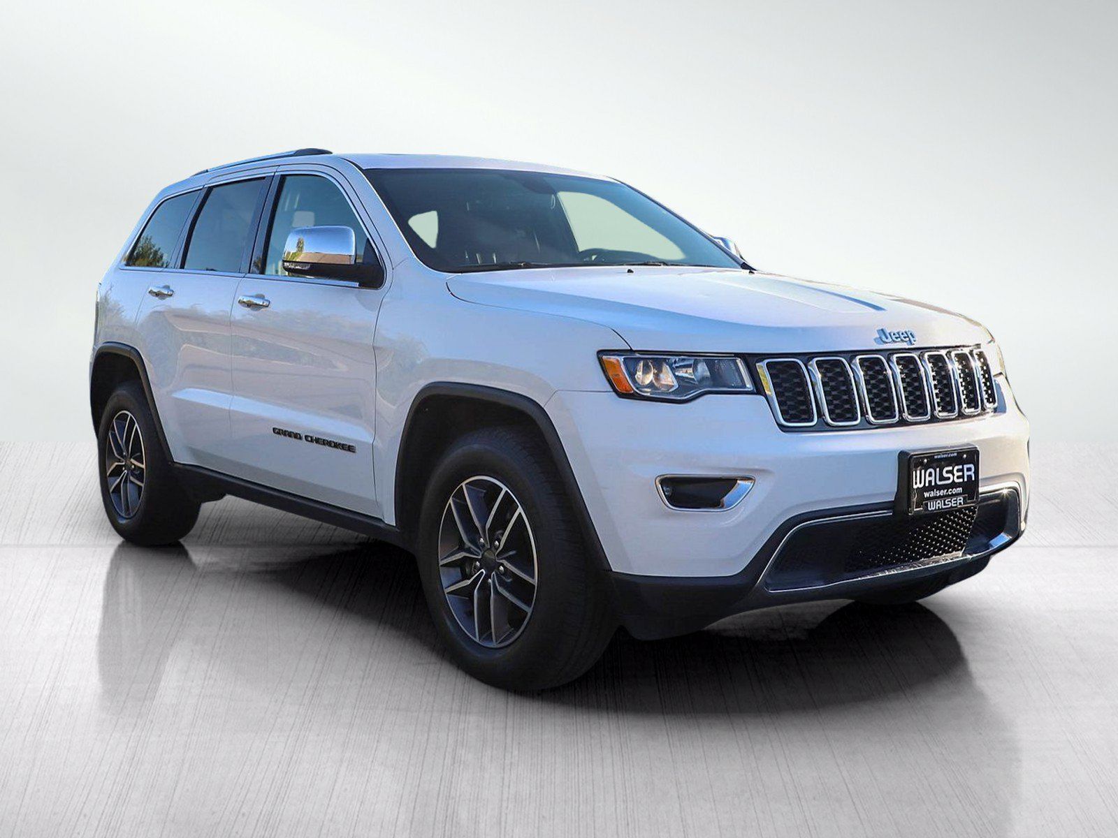 Used 2021 Jeep Grand Cherokee Limited w/ Trailer Tow Group IV AWD/4WD image 7