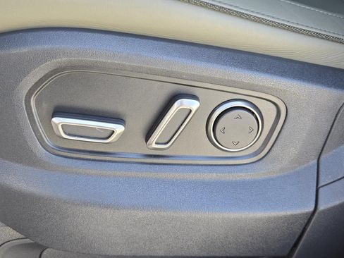 Used 2023 Rivian R1S Adventure Quad AWD/4WD image 19
