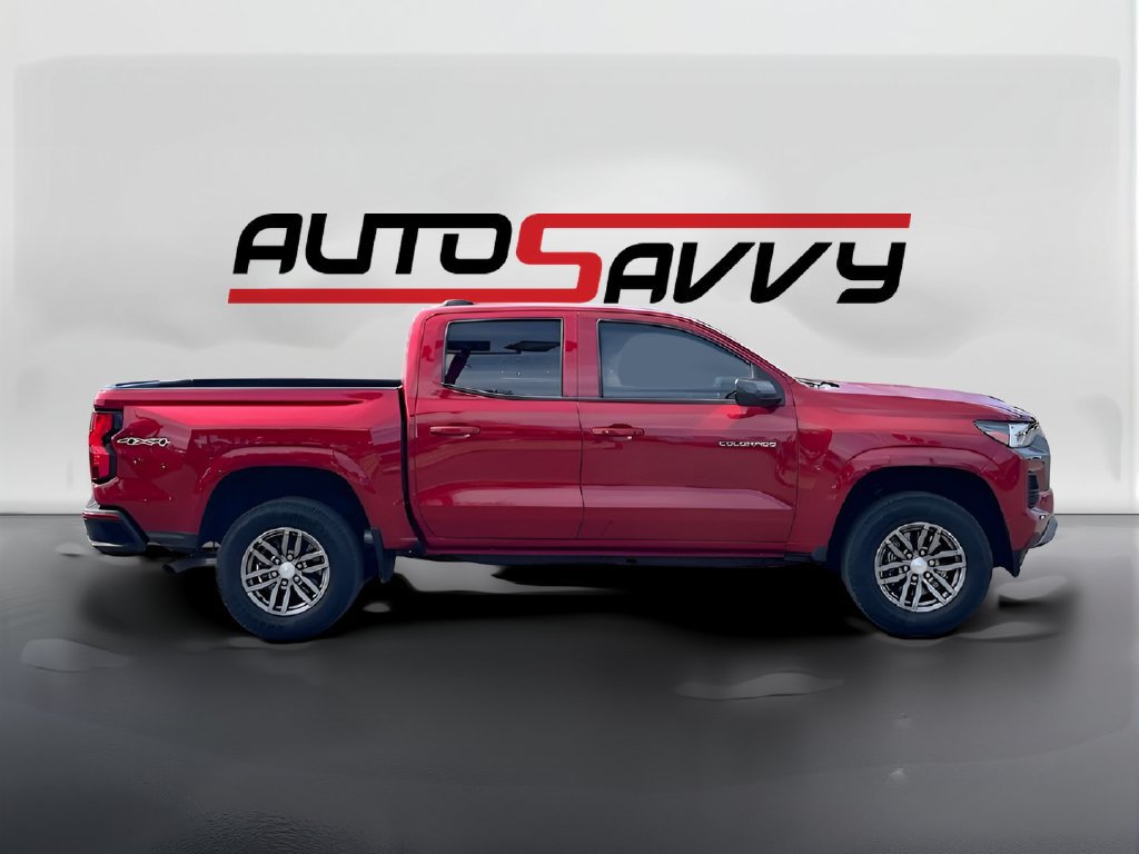 Used 2025 Chevrolet Colorado LT AWD/4WD image 8