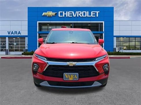 Used 2023 Chevrolet Blazer LT FWD image 8