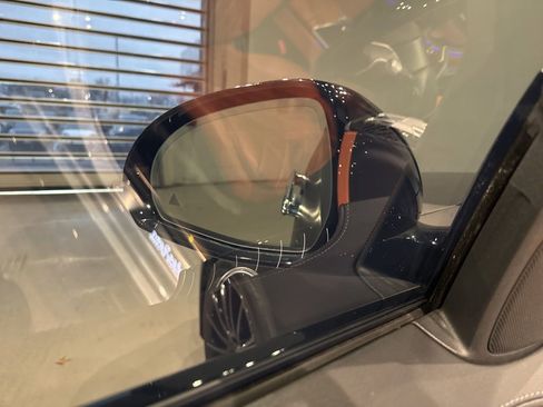 Used 2024 Mercedes-Benz S 580e 4MATIC Sedan image 15