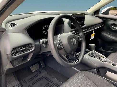 Used 2026 Honda HR-V LX image 16