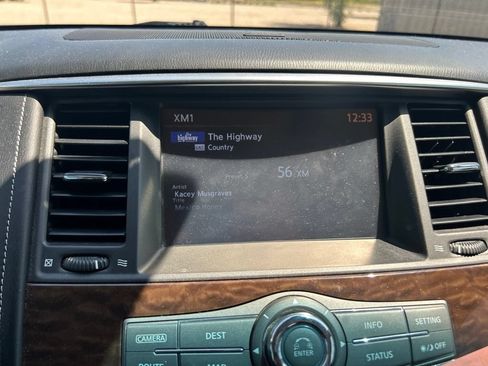 Used 2017 Nissan Armada Platinum RWD image 17