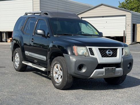 Used 2012 Nissan Xterra S w/ Value Package image 2