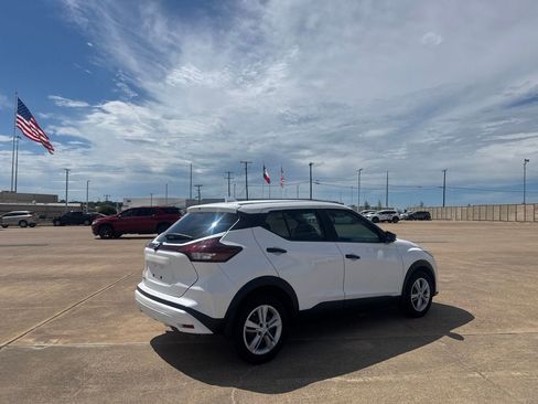 Certified 2024 Nissan Kicks S FWD image 20