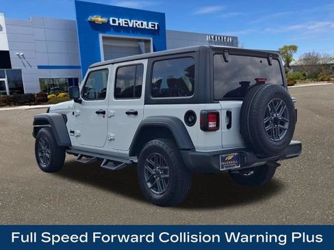 Used 2025 Jeep Wrangler Unlimited Sport AWD/4WD image 24