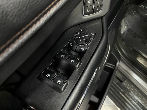 Used 2019 Ford Expedition Max Platinum AWD/4WD image 16