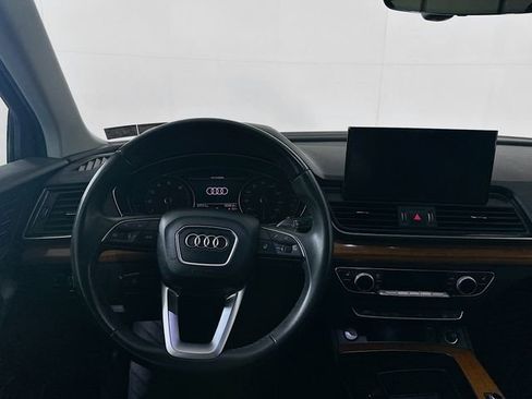 Used 2023 Audi Q5 2.0T Premium w/ Convenience Package image 22