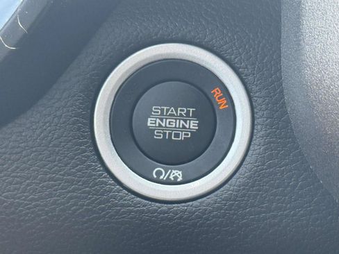 Used 2025 RAM 1500 Tradesman AWD/4WD image 23
