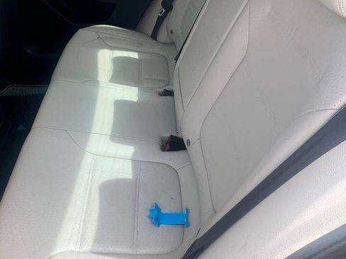 Used 2017 Volkswagen Jetta SE image 9