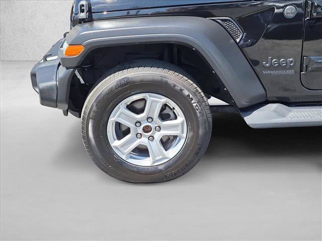 Used 2022 Jeep Wrangler Unlimited Sport w/ Sun And Sound Package AWD/4WD image 24