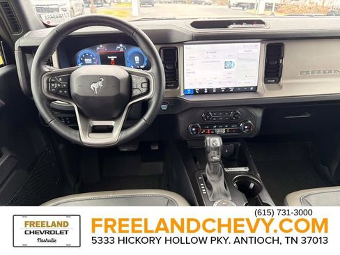 Used 2025 Ford Bronco Outer Banks image 18