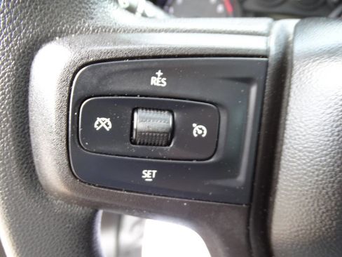 Used 2019 Chevrolet Silverado 1500 4x4 Crew Cab w/ WT Convenience Package image 14