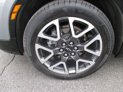 Used 2024 Chevrolet Blazer RS w/ LPO, Floor Liner Package image 9