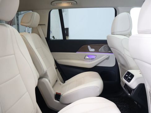New 2026 Mercedes-Benz GLS 450 4MATIC image 24