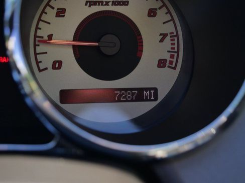 Used 2007 Pontiac Solstice Convertible w/ Premium Package RWD image 14