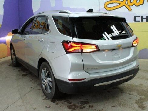 Used 2022 Chevrolet Equinox Premier image 6