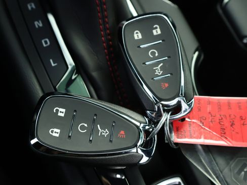 Used 2024 Chevrolet Equinox RS w/ RS Leather Package image 28