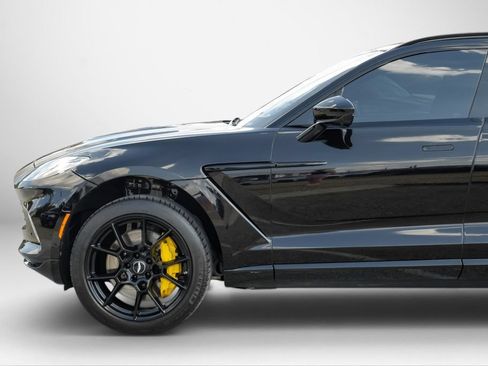 Used 2021 Aston Martin DBX AWD/4WD image 12
