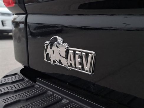 Used 2023 GMC Sierra 1500 AT4X w/ AT4X AEV Edition image 11