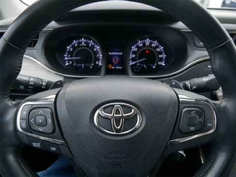Used 2015 Toyota Avalon XLE Touring image 22