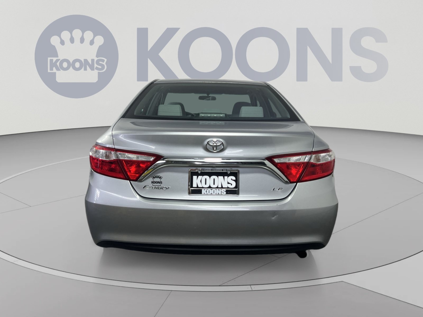 Used 2015 Toyota Camry LE FWD image 5