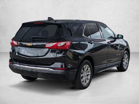 Used 2018 Chevrolet Equinox LT FWD image 5