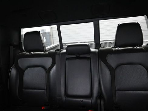 Used 2022 RAM 1500 Laramie w/ Sport Appearance Package AWD/4WD image 17